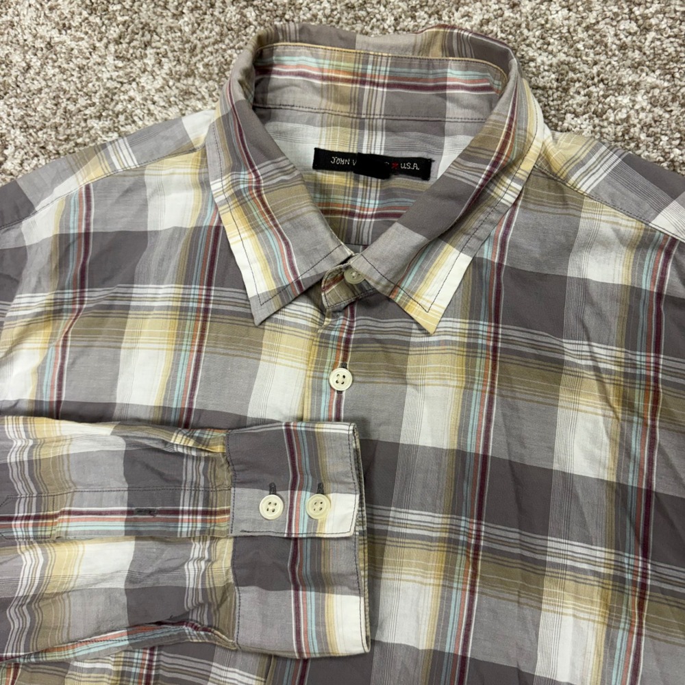 John Varvatos USA Button Down Sport Shirt Mens Medium Plaid Long Sleeve Grey